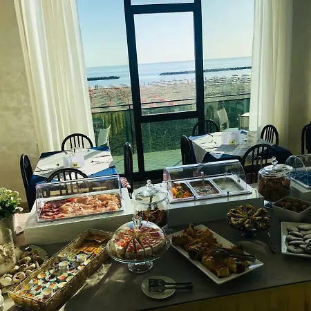 Gin 호텔 리미니