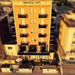 Hotel Gin 3*