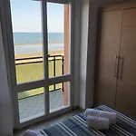 Hotel Gin